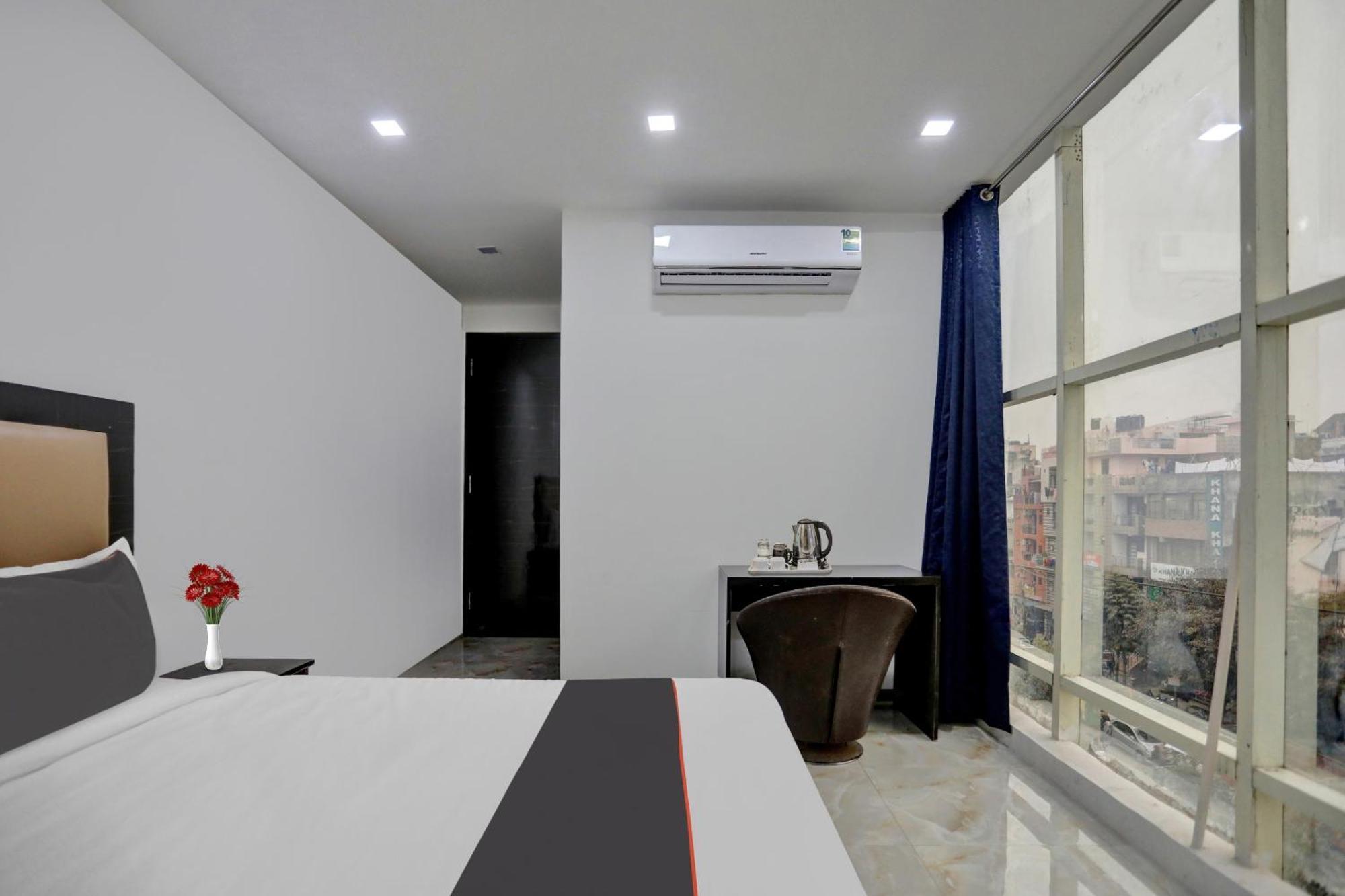 Super Townhouse The Arrow Near Lotus Temple Otel Yeni Delhi Dış mekan fotoğraf